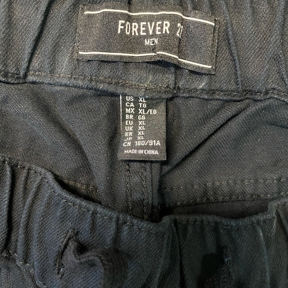 Forever 21 Distressed Knee Woven Pants (Size:XL, Color:Black) - Picture 3 of 3